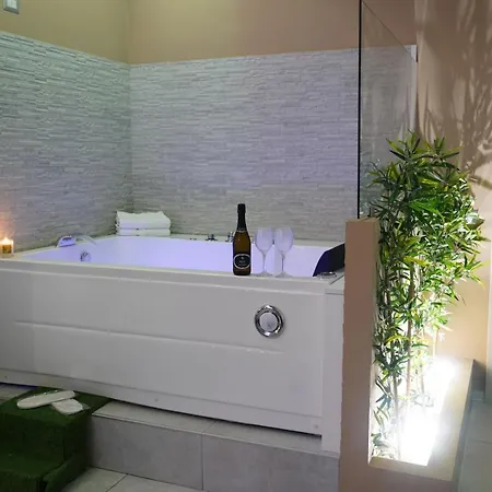 Lägenhet La Chicca Di Carola Bari